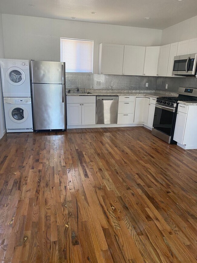 Foto del edificio - R311