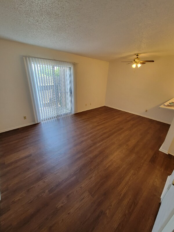 Photo - 207 Sprucewood Ln (San Antonio, TX) Apartment