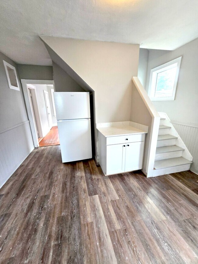 Foto del edificio - 457 Admiral St