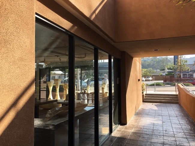Building Photo - La Jolla Promenade