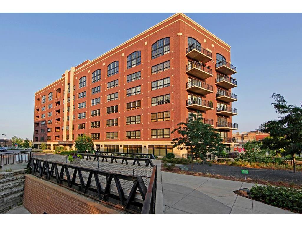 Primary Photo - 111 N 4th Ave
