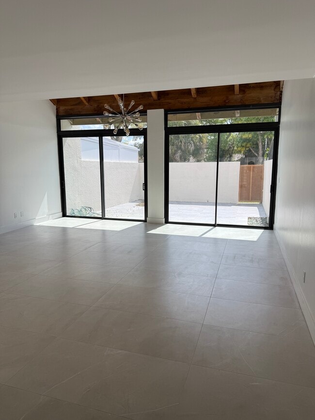Building Photo - 1762 SW 131st Place Cir S