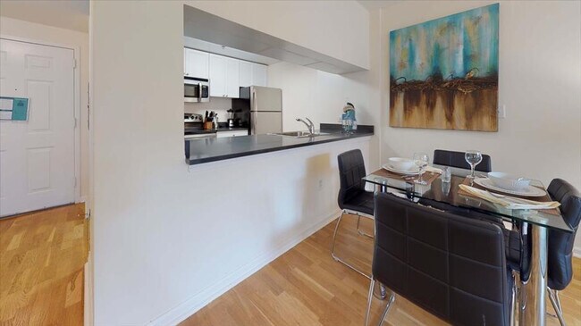 Foto del edificio - 330 River St