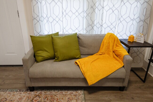 Foto del edificio - Honey Hive