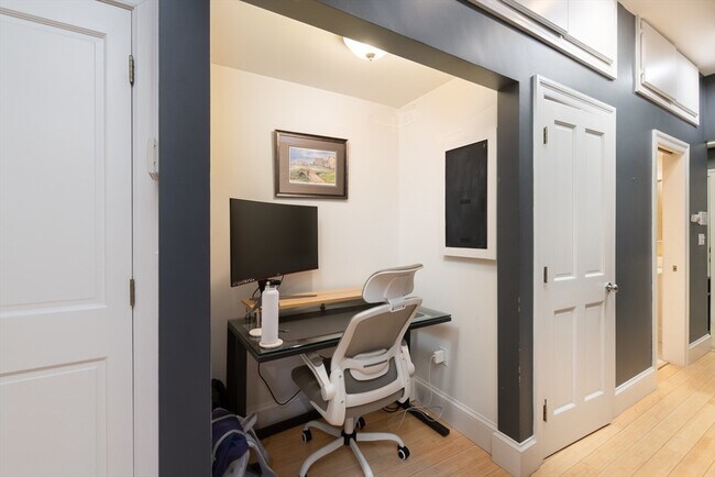 Foto del edificio - 481 Beacon St