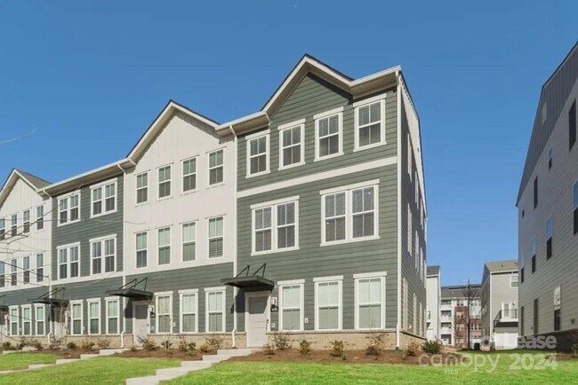 Foto del edificio - 5036 Ragsdale Dr