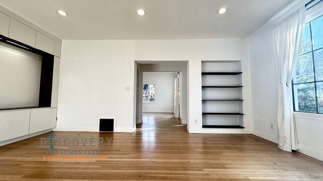 Building Photo - Classic North Berkeley Home with ADU