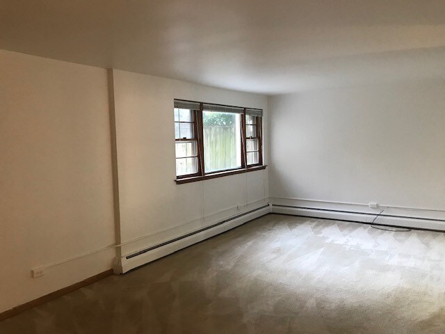 Foto del edificio - 4149 N Tripp Ave