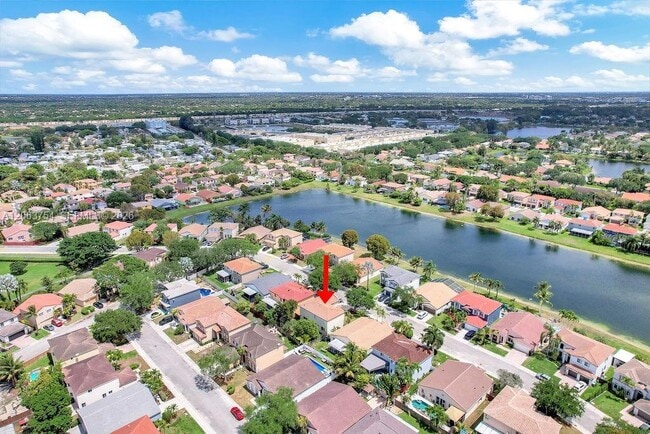 Building Photo - 1623 E Harmony Lake Cir