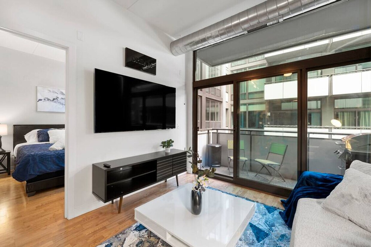 Foto principal - 660 W Wayman St