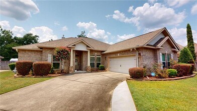Building Photo - 3342 Alesmith Dr