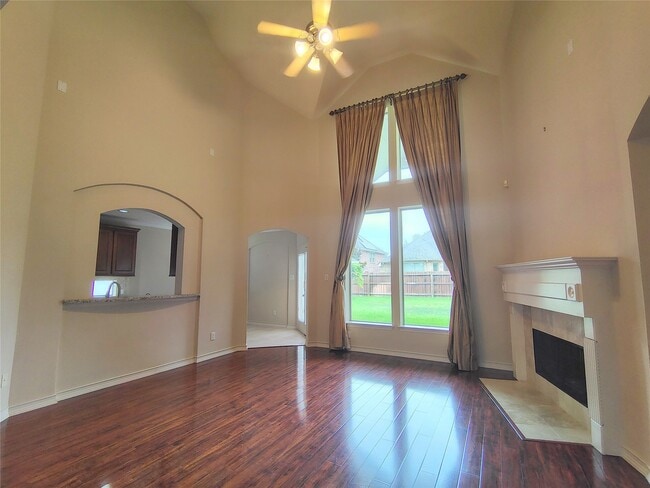 Building Photo - 5606 Grandwood Ln