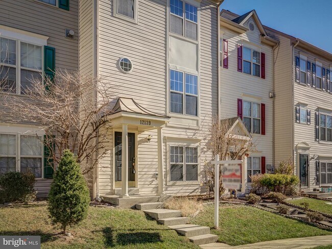Building Photo - 12139 Amber Ridge Cir