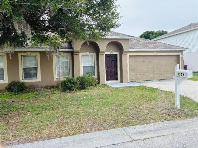 Foto del edificio - 8158 Settlers Creek Cir