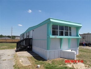 Building Photo - 1328 Verlie Dr