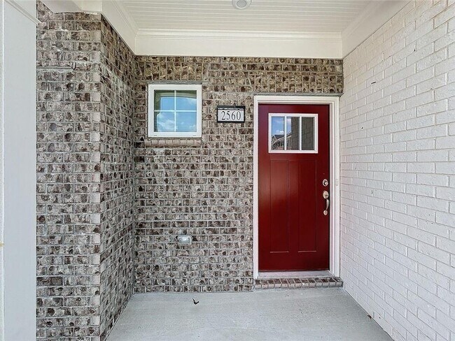 Foto del edificio - 2560 Quarterdeck Dr