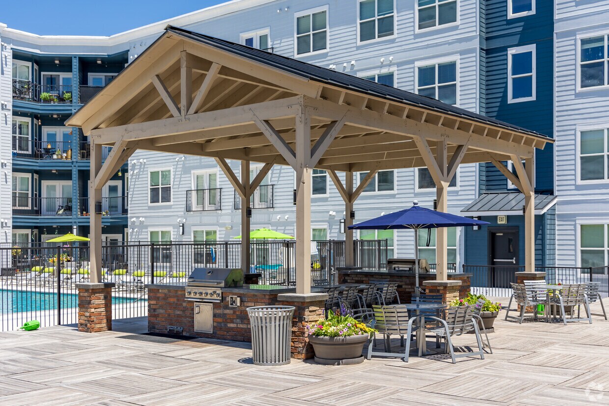 Lincoln Place Apartments in Loveland, CO