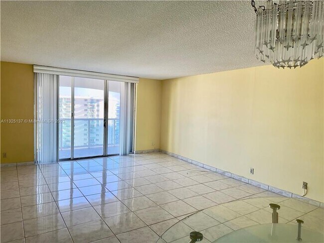 Foto del edificio - 3800 S Ocean Dr