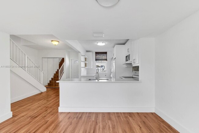 Photo - 1655 NE 115th St House