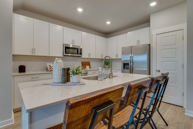 Foto del edificio - 2720 Fordham St