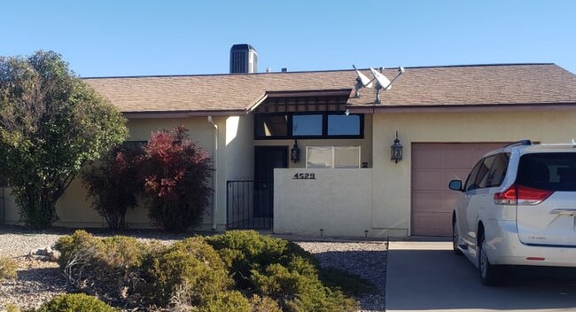 Building Photo - 4529 Buena Loma Way