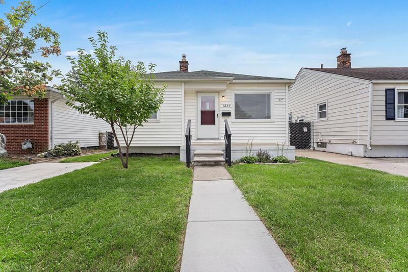 Primary Photo - 1829 Hanford Ave