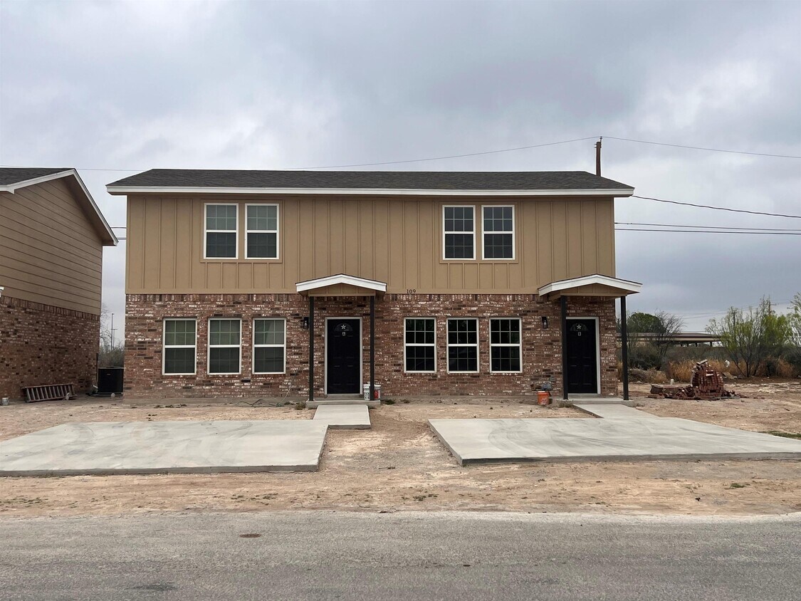 Foto principal - 109 Rockwell Way