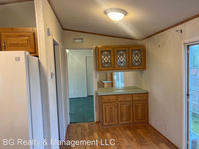 Building Photo - 3 br, 2 bath House - 7640 Tarpon Dr.