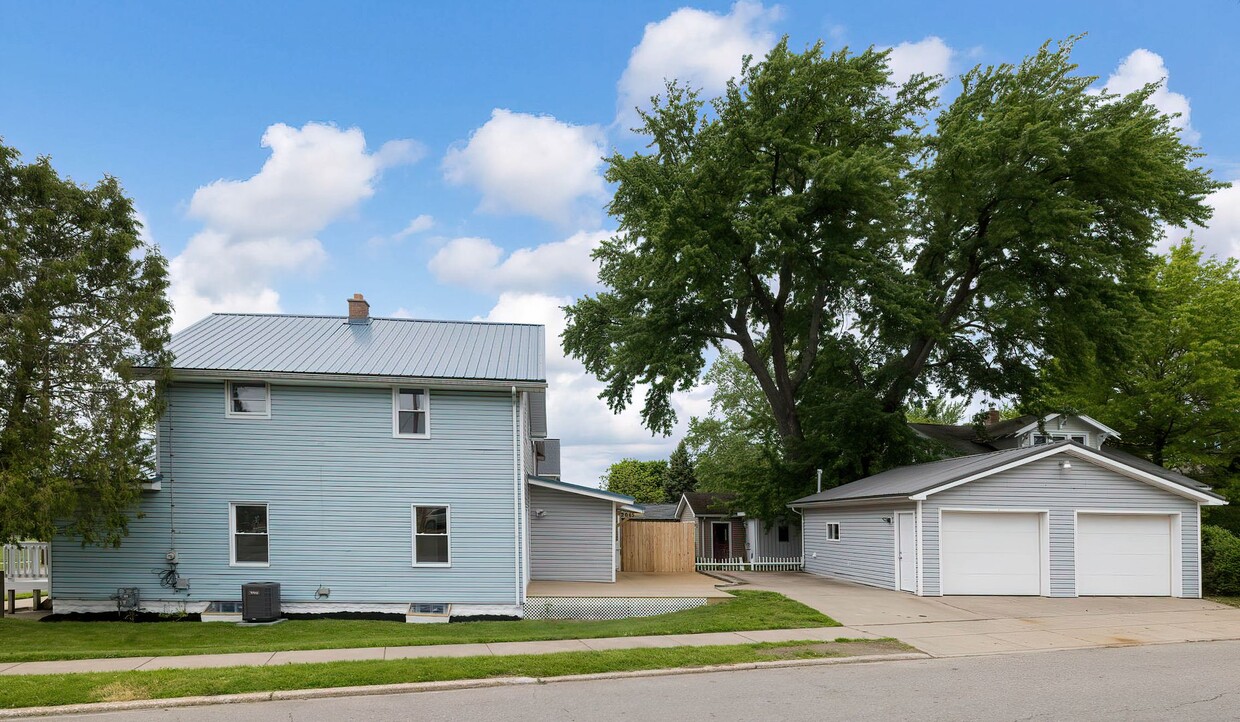 Remodeled 3 Bdrm Wesleyville Home w Workm... - Remodeled  3 Bdrm Wesleyville Home w Workm...