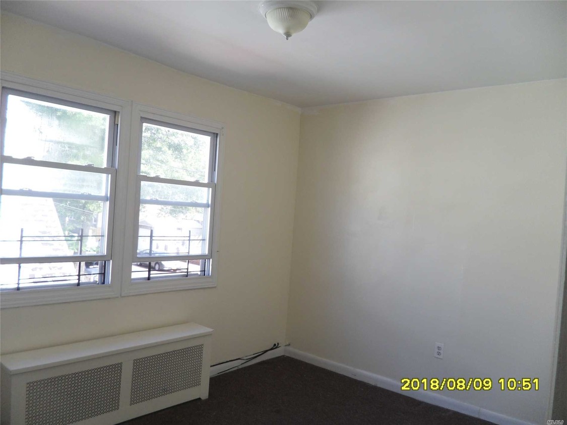 Primary Photo - 128-22 146th St