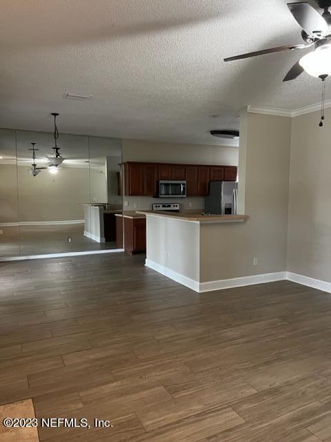 Foto del edificio - 4408 Summerhaven Blvd S