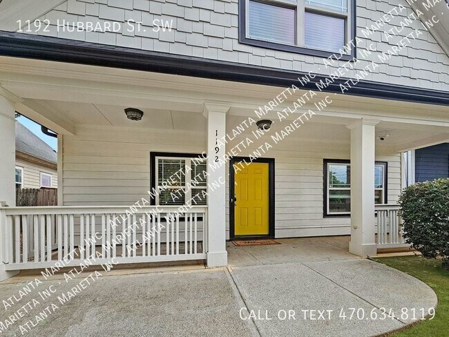Building Photo - Stunning 4-Bed, 3-Bath Traditional Gem in ...