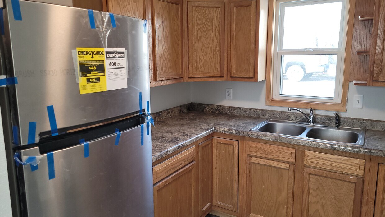 409 S Madison Ave, New Underwood, SD 57761 Townhome Rentals in New