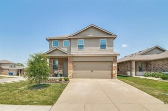 Building Photo - 801 Sunrise Ln