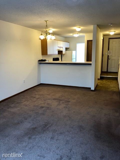 Building Photo - 19 Brookhill Ct