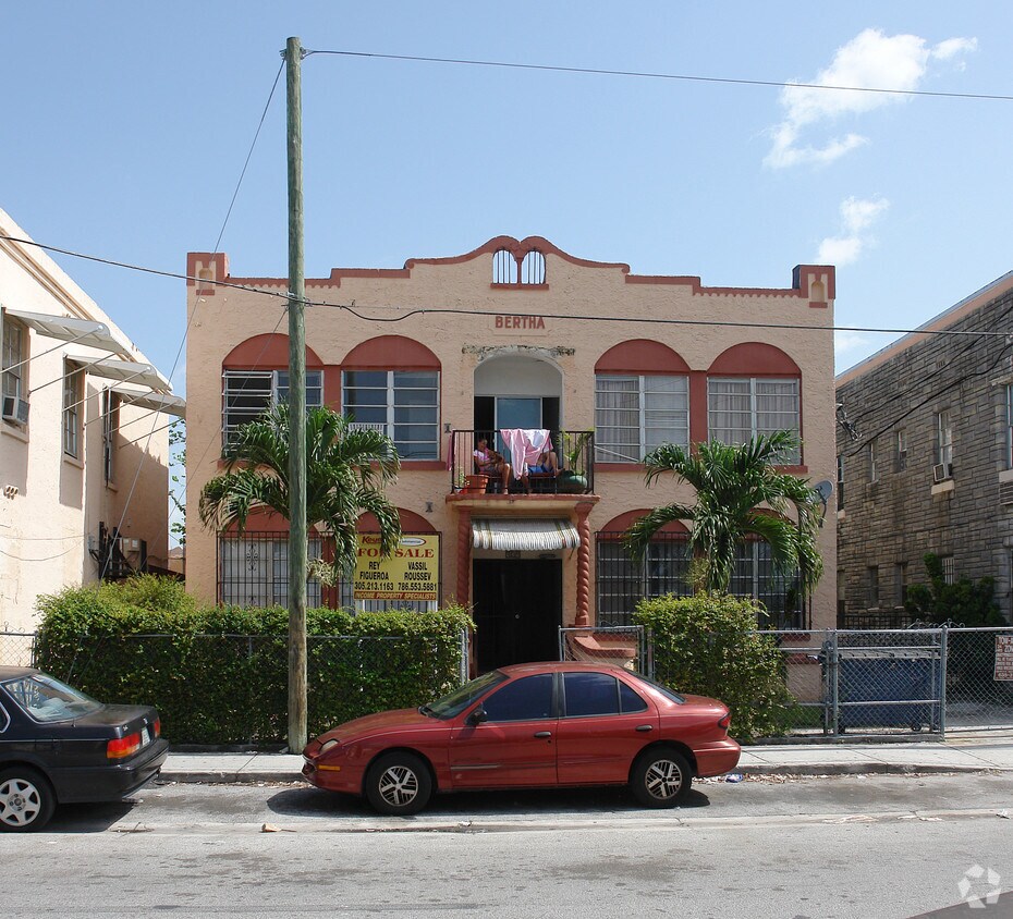 Primary Photo - Bertha Apartments