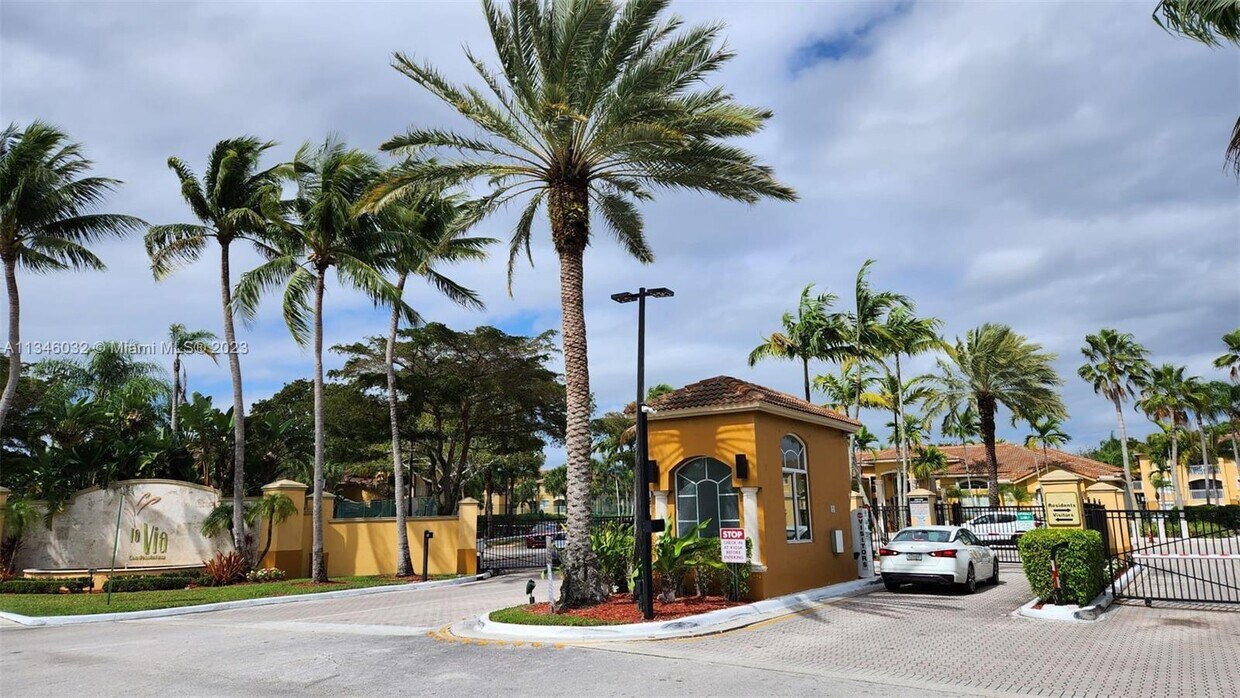 Foto principal - 155 NW 96th Terrace