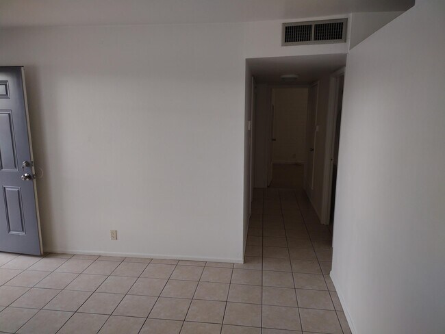 Foto del edificio - 3515 E 28th St