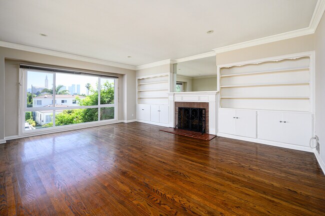Foto del edificio - 1763 Kelton Ave