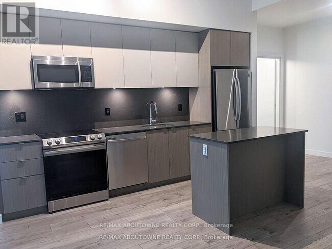 Photo du bâtiment - 133 Bronte Rd