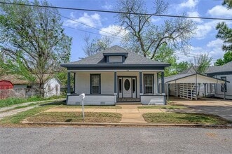 Building Photo - 108 N Eddy Ave