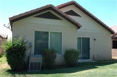 Building Photo - 11549 Park Ln