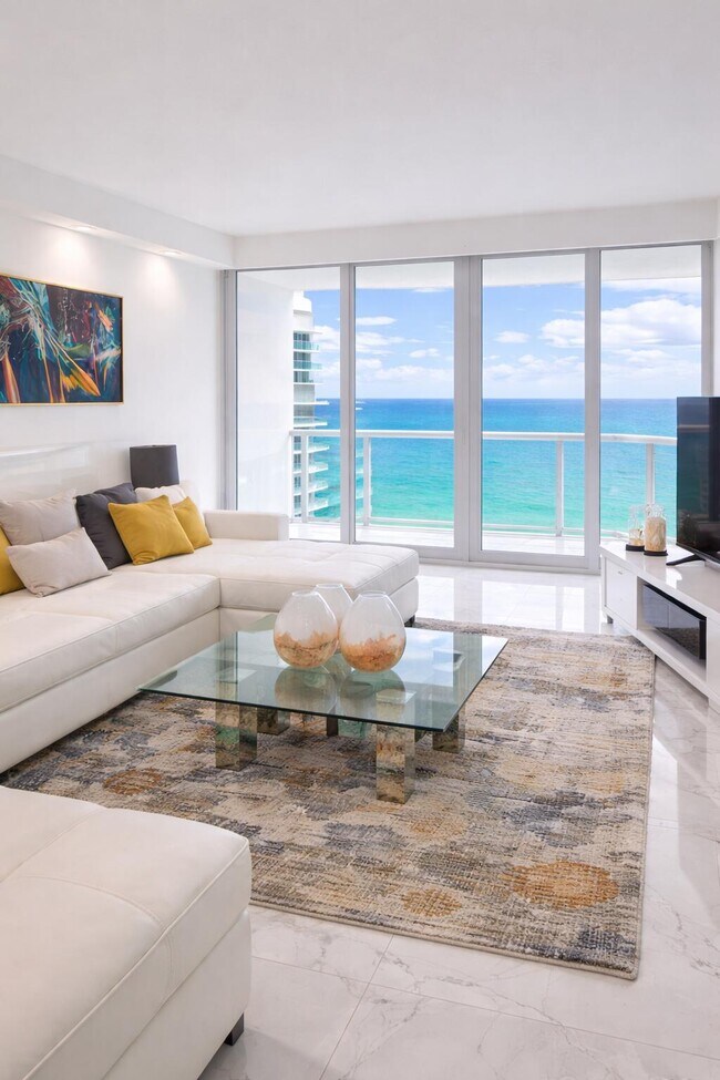 Foto del edificio - 16425 Collins Ave