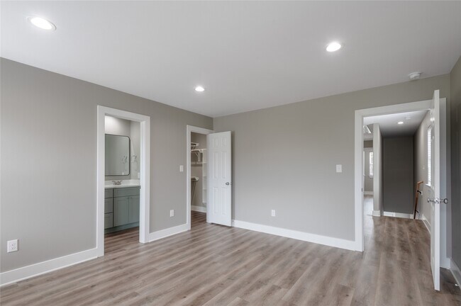 Foto del edificio - 250 Shady Oaks