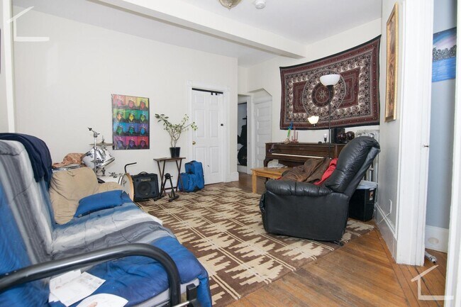 Foto del edificio - 5 Bedroom