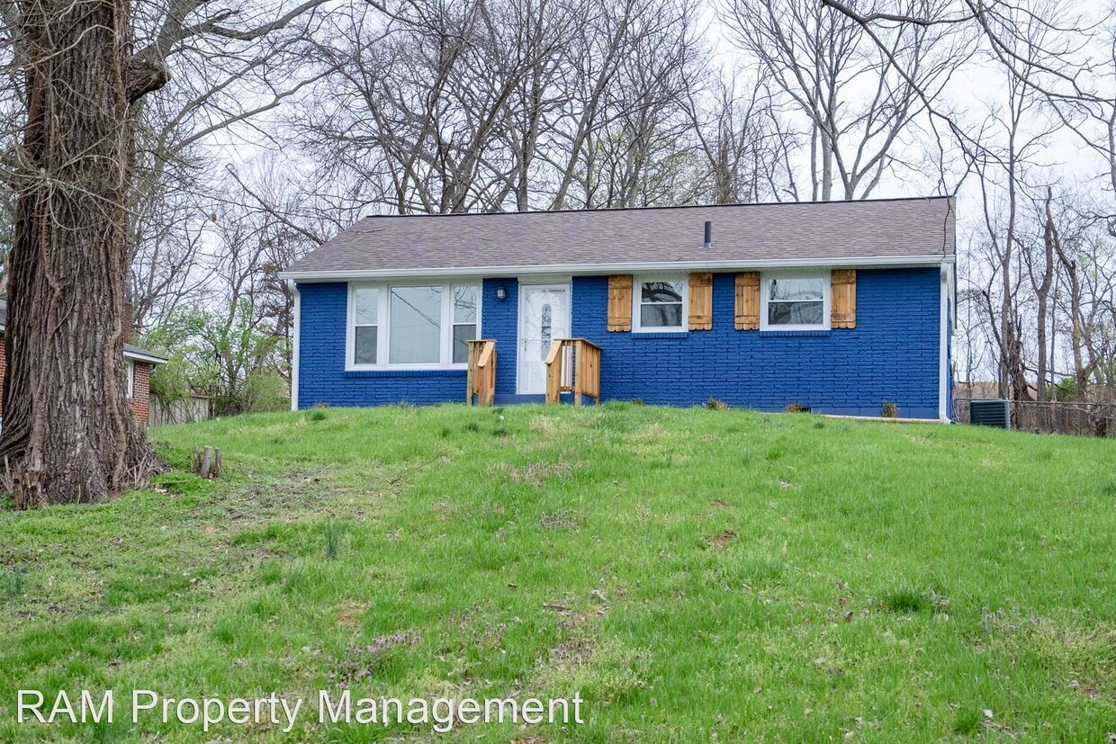 Primary Photo - 2 br, 1 bath House - 3914 Creekside Drive