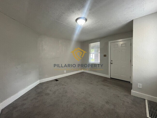 Building Photo - 229-231 N Jefferson Ave