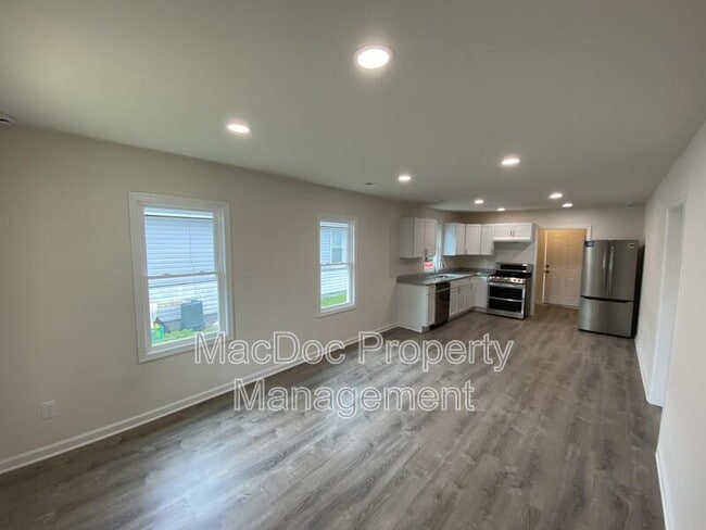 Foto del edificio - 160 Bend Farm Rd