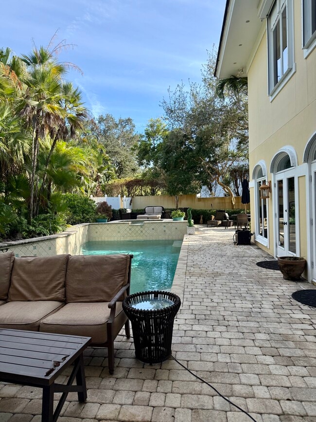 Building Photo - 1220 Indian Mound Trail