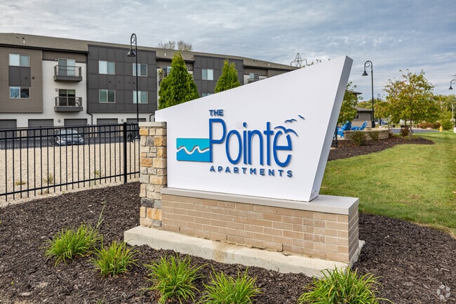 Building Photo - The Pointe Apartments